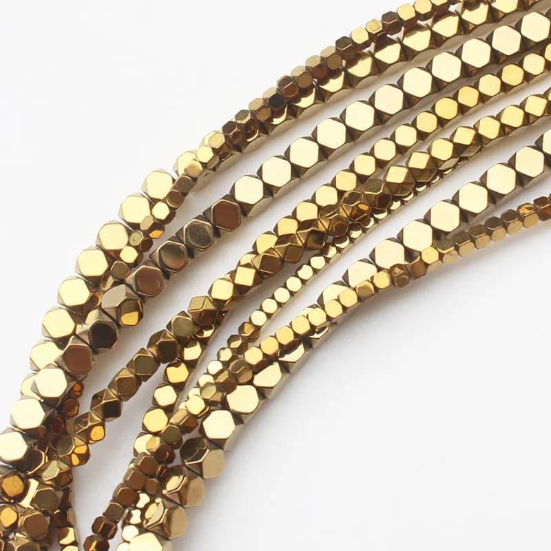 Hématite naturelle très brillante! Perles carrées en hématite à facettes de 15 pouces, pour la fabri