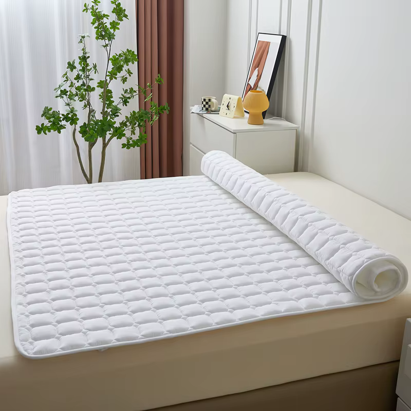 Protège-matelas Matelassé Imperméable, Juste Épaisse et Respirante pour Lit Simple ou Double