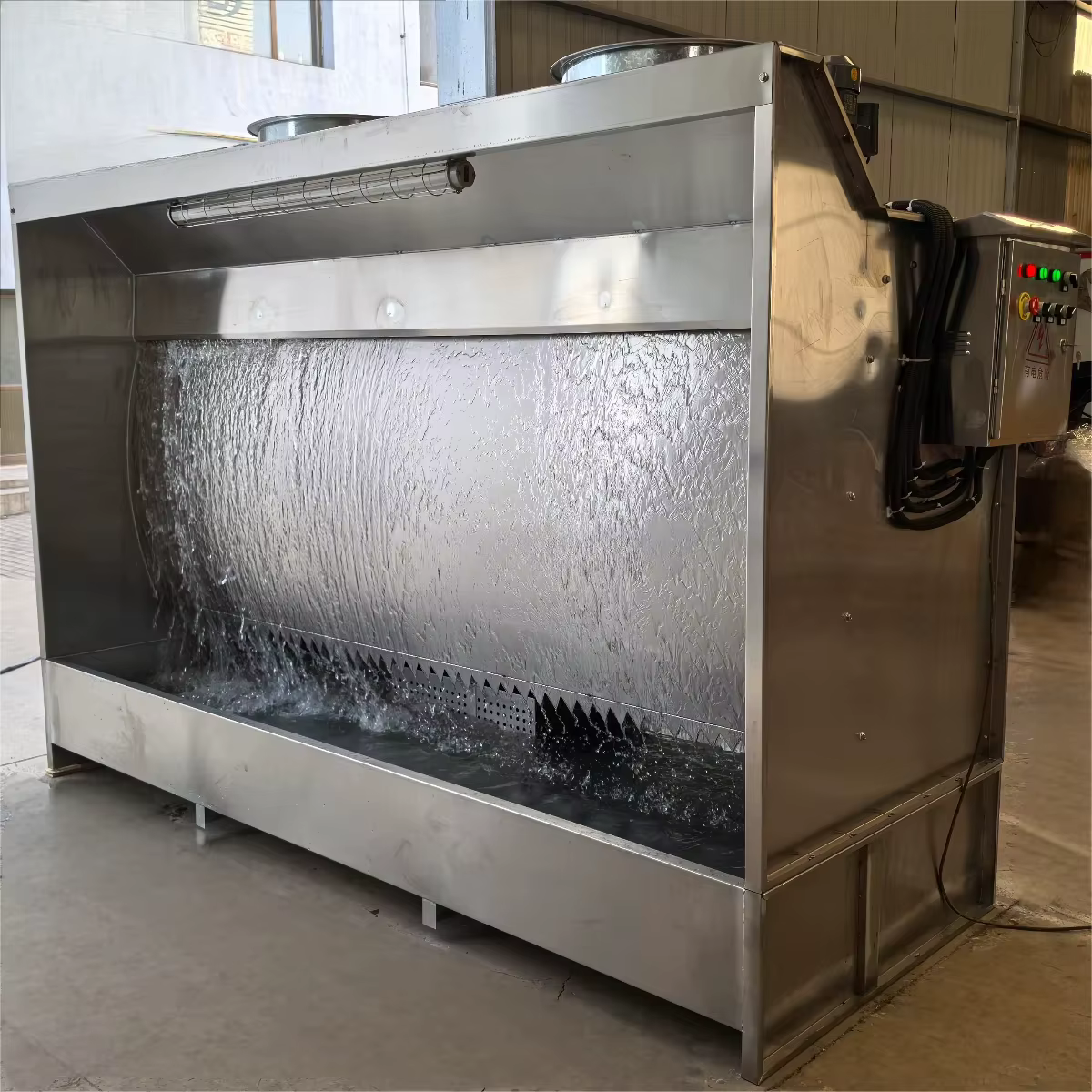 Cabine de peinture à rideau d'eau pour la protection de l'environnement, équipement de purification 