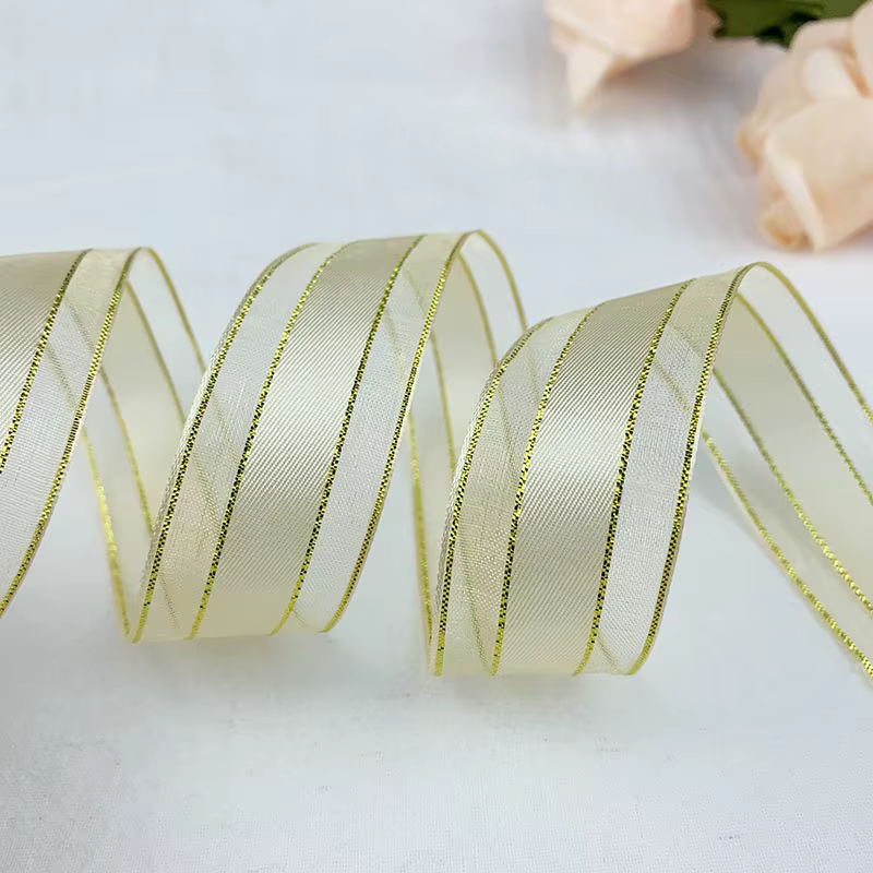 Rubans métalliques dorés en organza