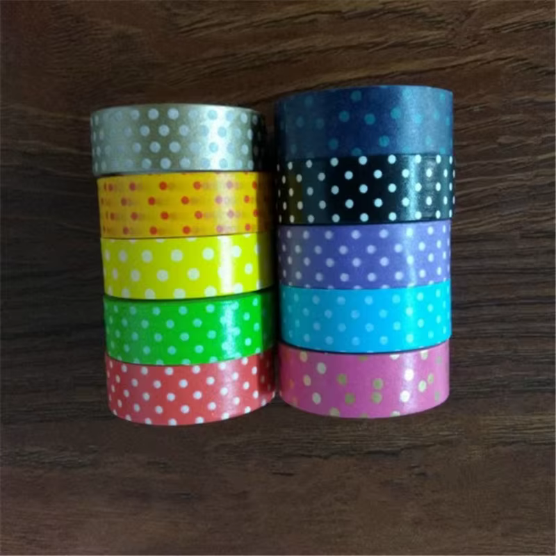 1 rouleau de ruban adhésif Washi décoratif à points simples