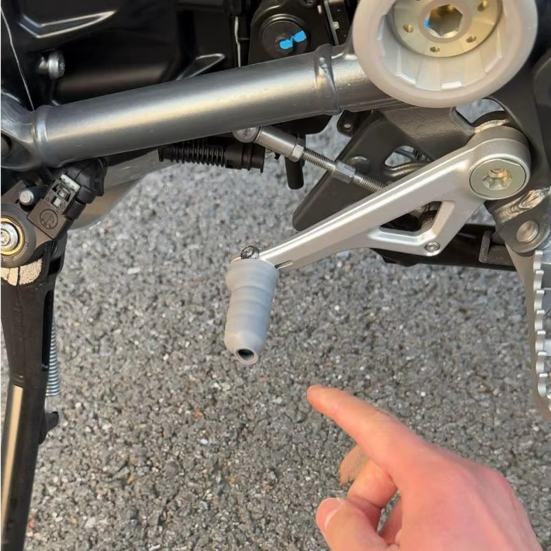Protection du levier de changement de vitesse avec couvercle de pédale en caoutchouc 1 pièce pour modèles de motos 200 250 390 690 790 890 990