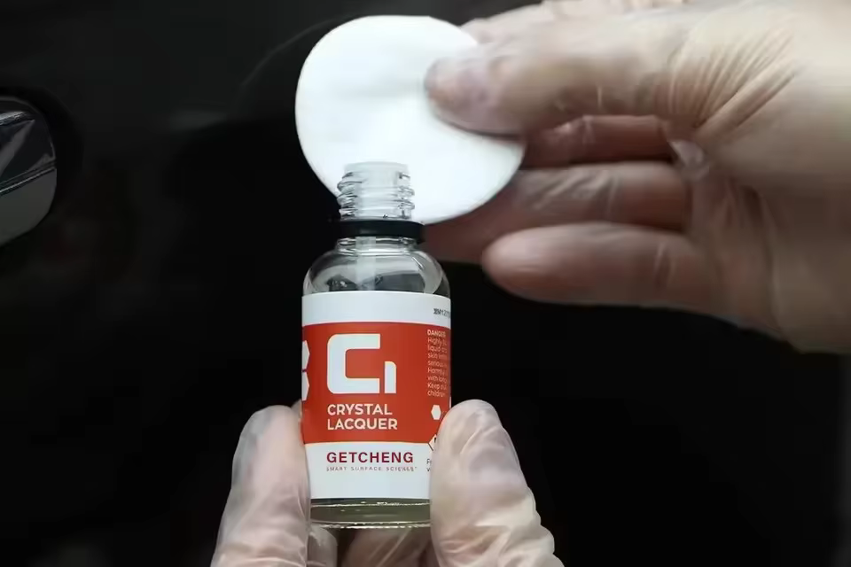 Revêtement céramique laqué cristal C1