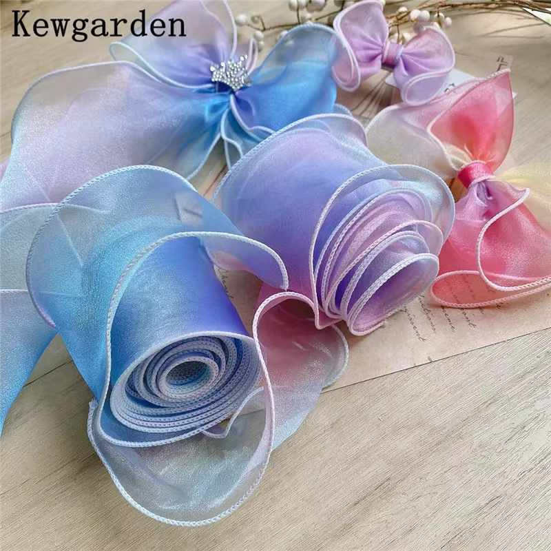 Kewgarden – rubans en Organza arc-en-ciel