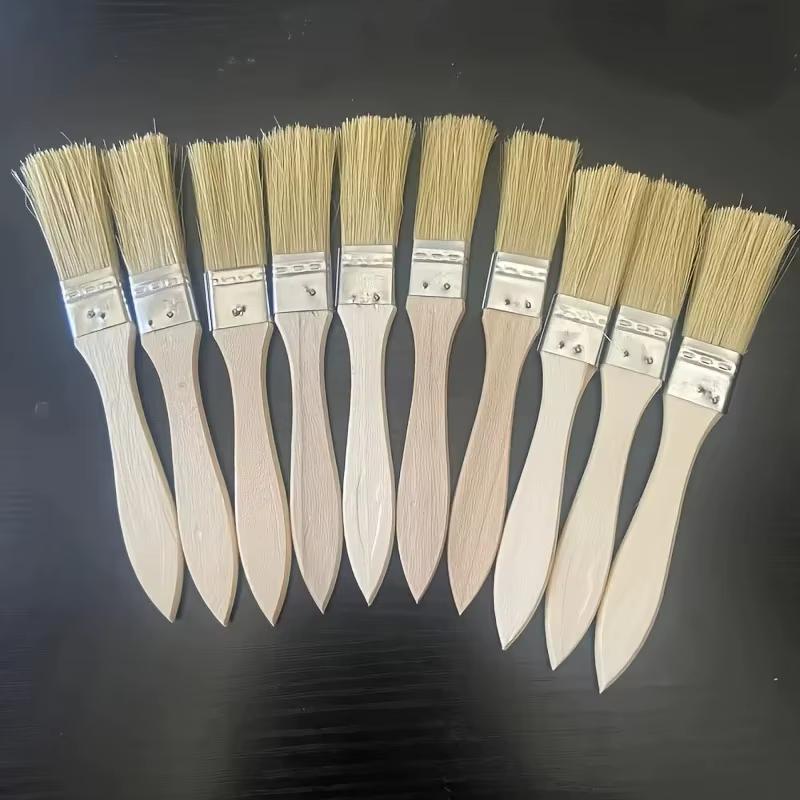 Pinceaux à manche (lot de 4) adaptés à l'art