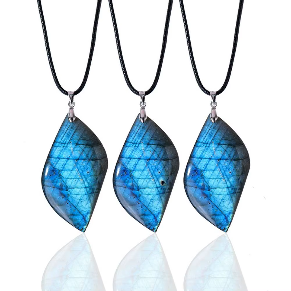 Pierre artisanale en Labradorite naturelle, pierre brute, polissage, forme géométrique, cristal, pierre d'entraînement naturelle exquise