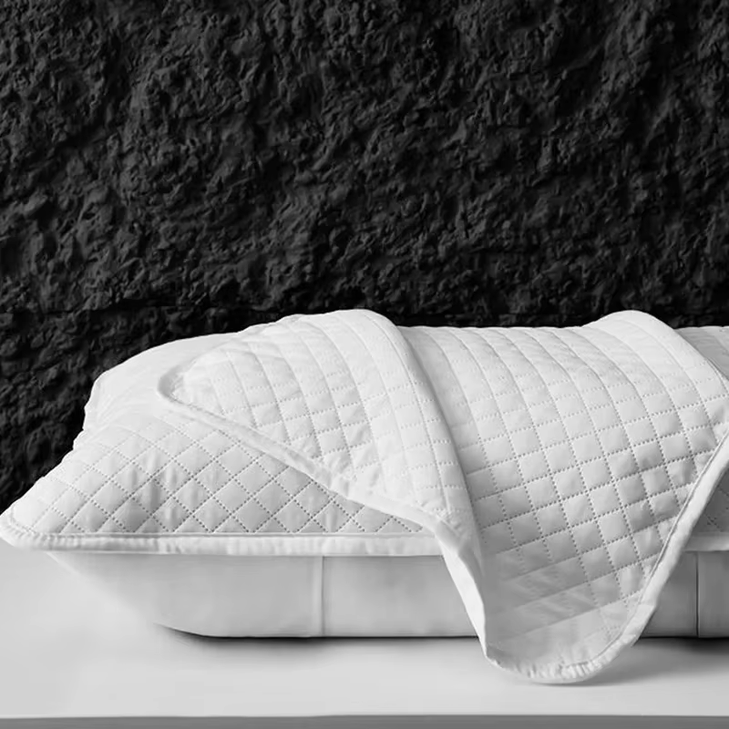 Housse de coussin protectrice, confortable, respectueuse de la peau, universelle, respirante, antidérapante, anti-poussière pour chambre à coucher (sans coussin)