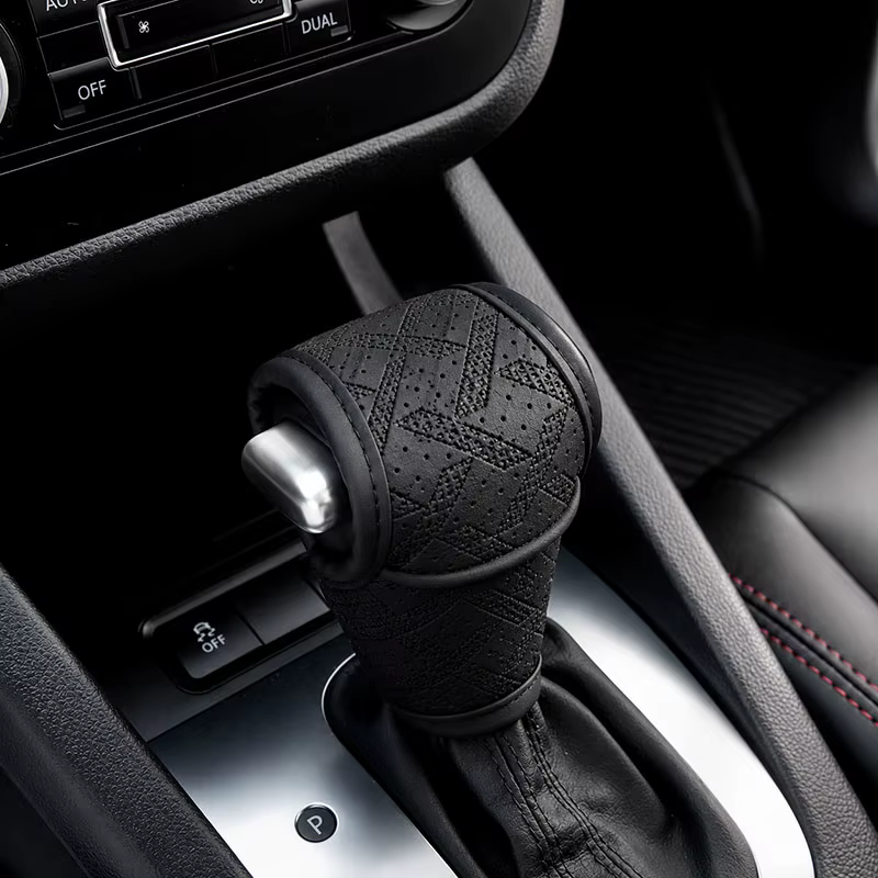 Housse de protection de levier de vitesse en cuir artificiel pour automobile, housse de levier de vitesse de luxe pour voiture, accessoires intérieurs de voiture