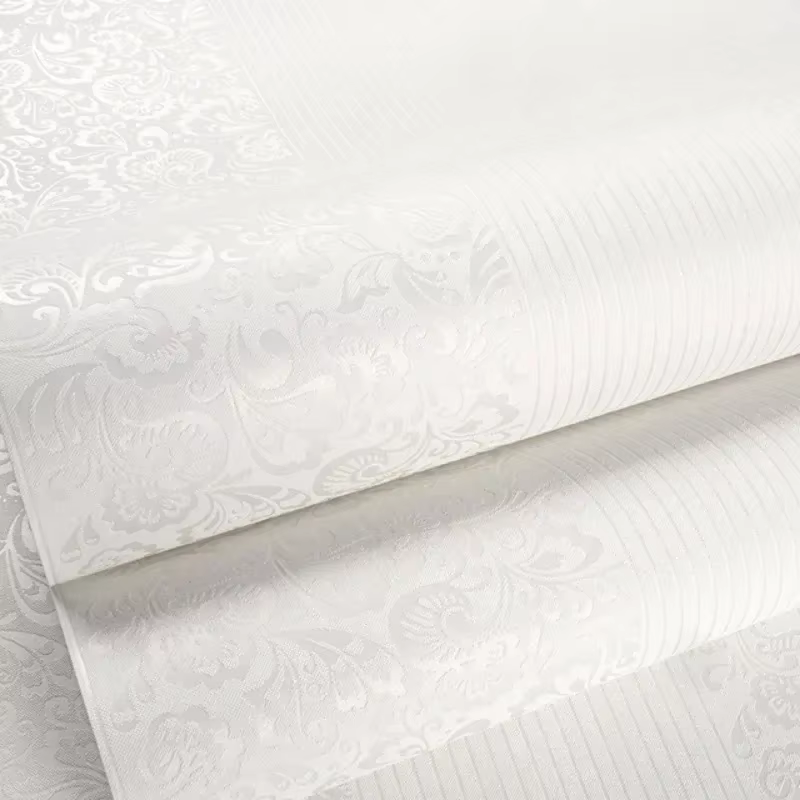 Rouleaux de papier peint non tissés auto-adhésifs avec motifs sculptés