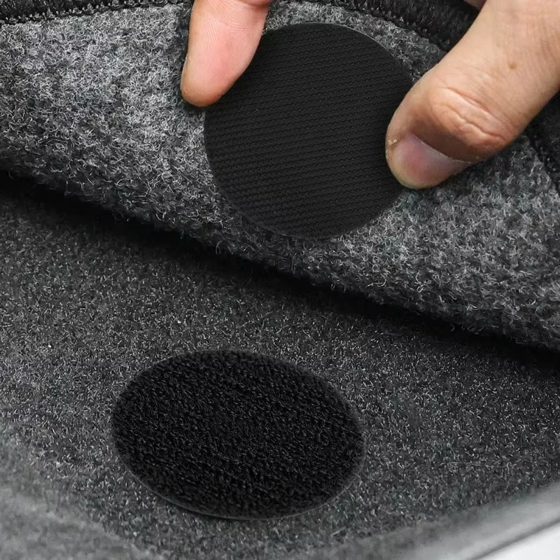 Bande adhésive double face noire pour usage domestique