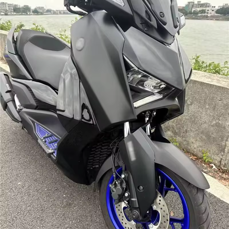 Accessoires moto pour Yamaha XMAX300 X-MAX300 XMAX 300 2023 2024 : Garde-jambes, Pare-brise, Protection avant des jambes