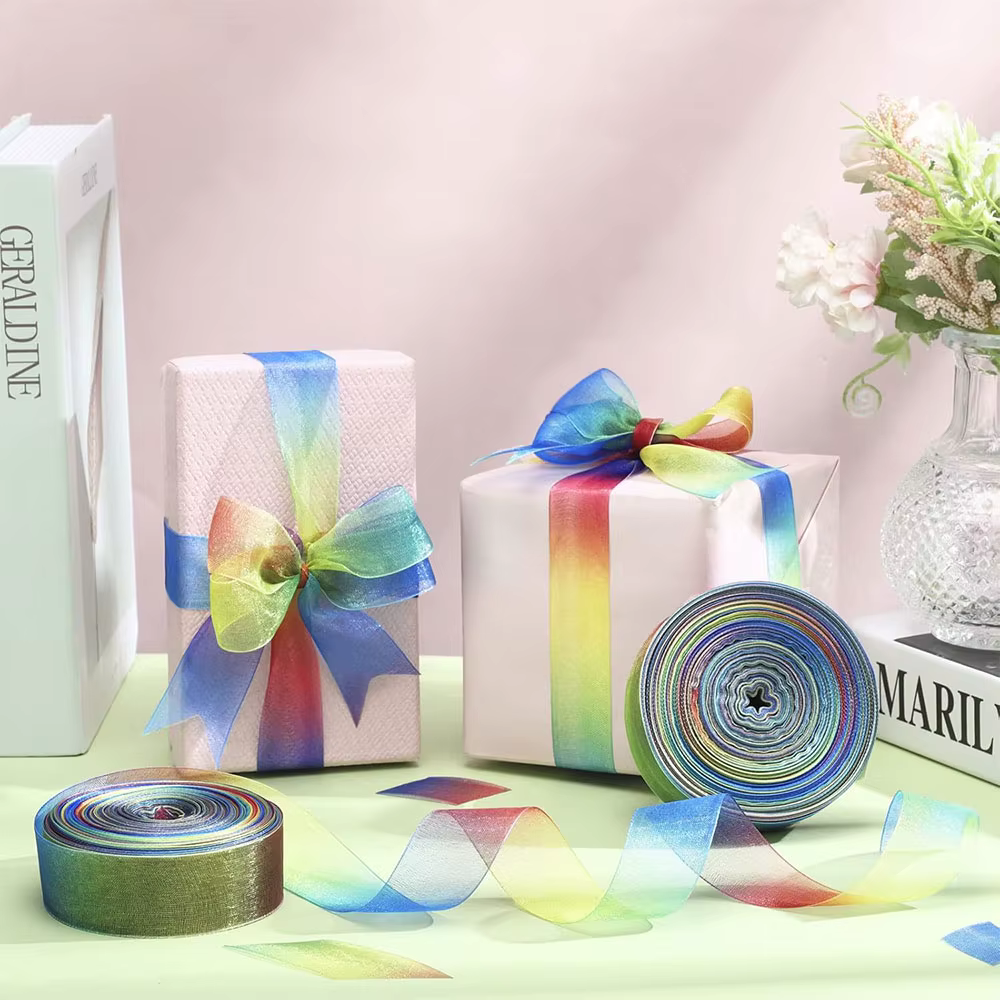 Ruban arc-en-ciel pour emballage cadeau