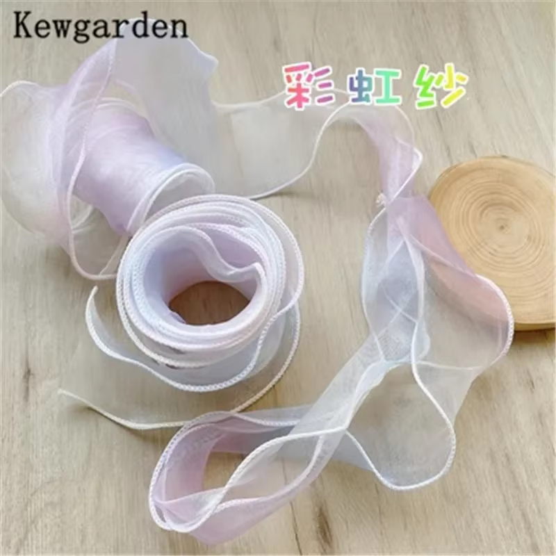 Kewgarden – rubans en Organza arc-en-ciel