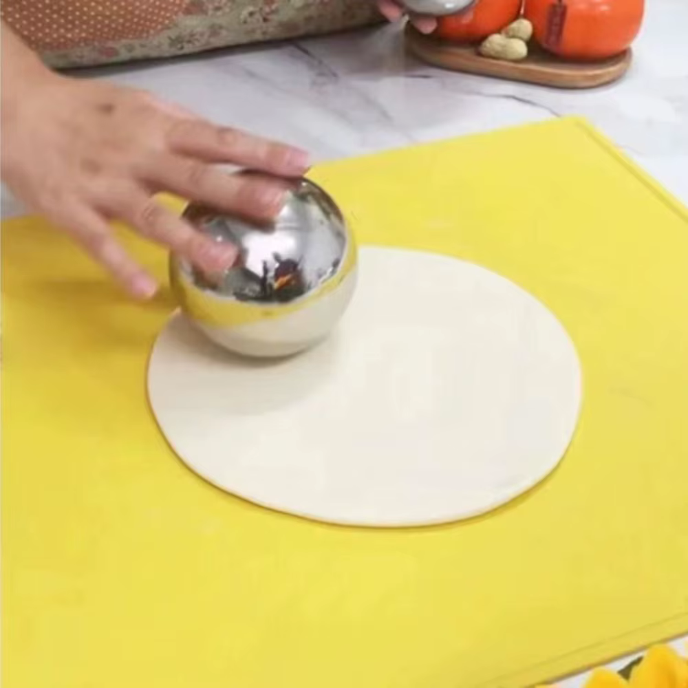 Boule de pâte à rouler en acier inoxydable, rouleau à pâte lisse et antiadhésif, boule à rouler circulaire durable pour la cuisson de la pizza, 10cm
