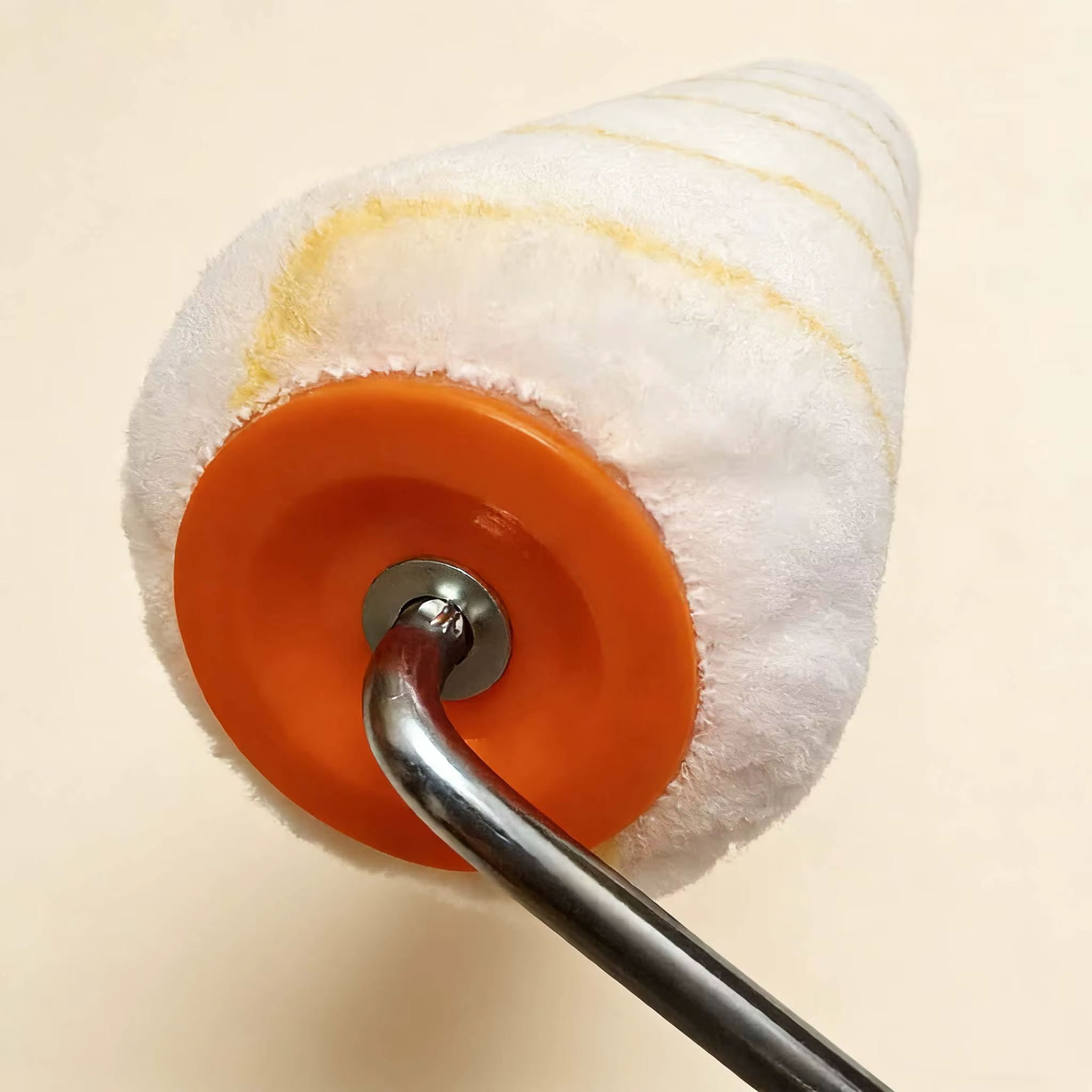 Rouleau universel de 9 pouces pour les revêtements muraux intérieurs et extérieurs