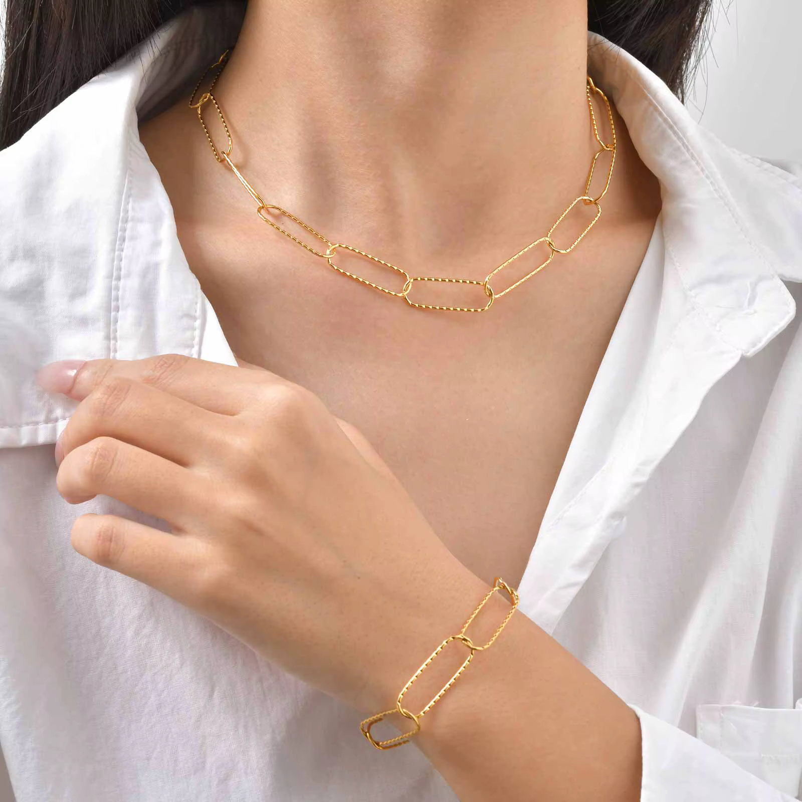 Bracelet coeur pour femme, fermoir à bascule en acier inoxydable plaqué or 18 carats, bracelets à maillons d'amour à breloques pour la Saint-Valentin