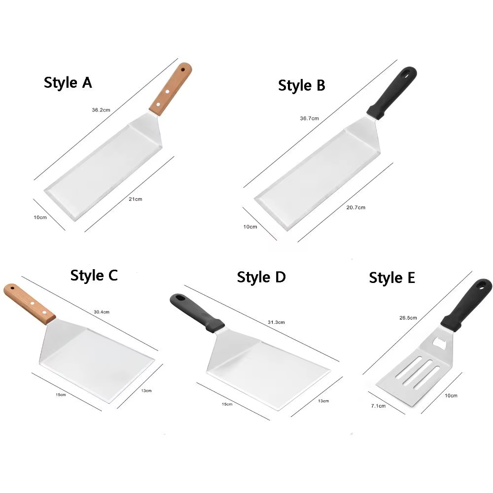 Spatule à tête carrée ou rectangulaire avec lame