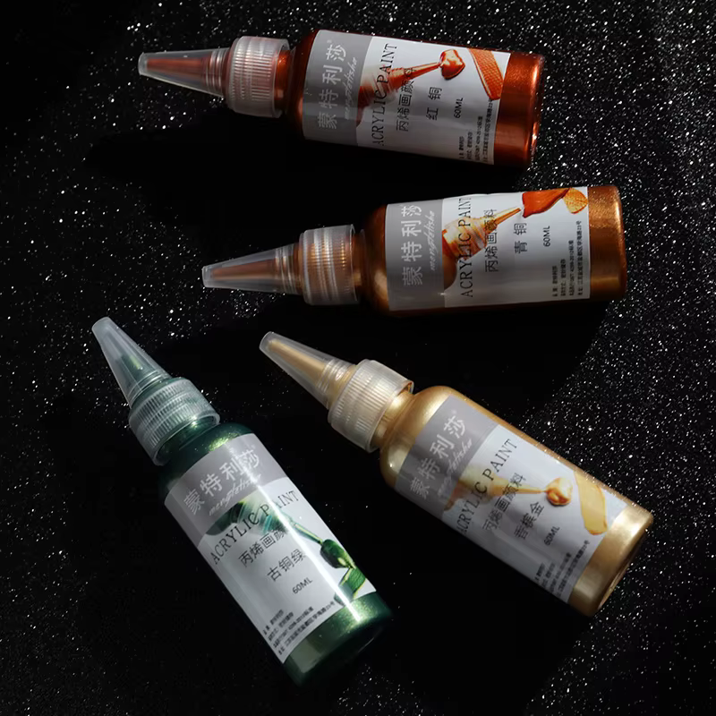 Peinture acrylique métallisée dorée imperméable