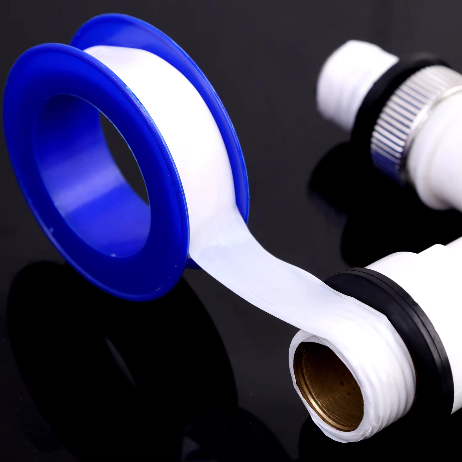Rouleau de ruban adhésif industriel en PTFE