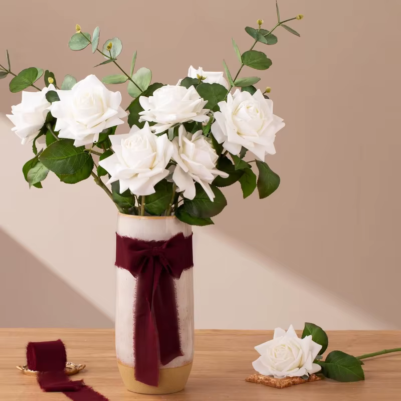 Ruban en mousseline de soie bordeaux pour bouquet de fleurs
