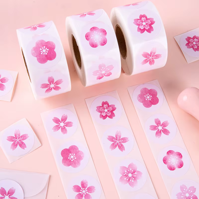 Rouleau d'autocollants ronds en fleurs de cerisier de printemps