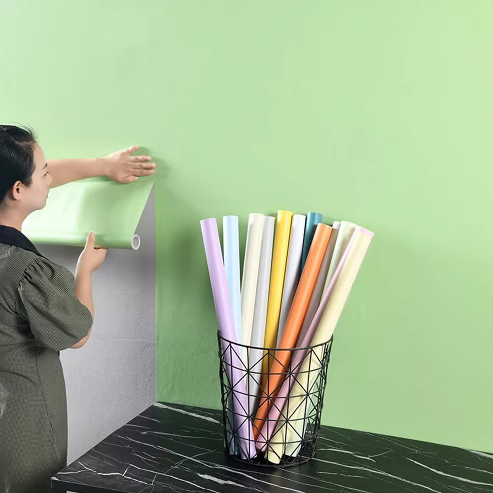 Papier peint auto-adhésif imperméable et résistant à l'humidité