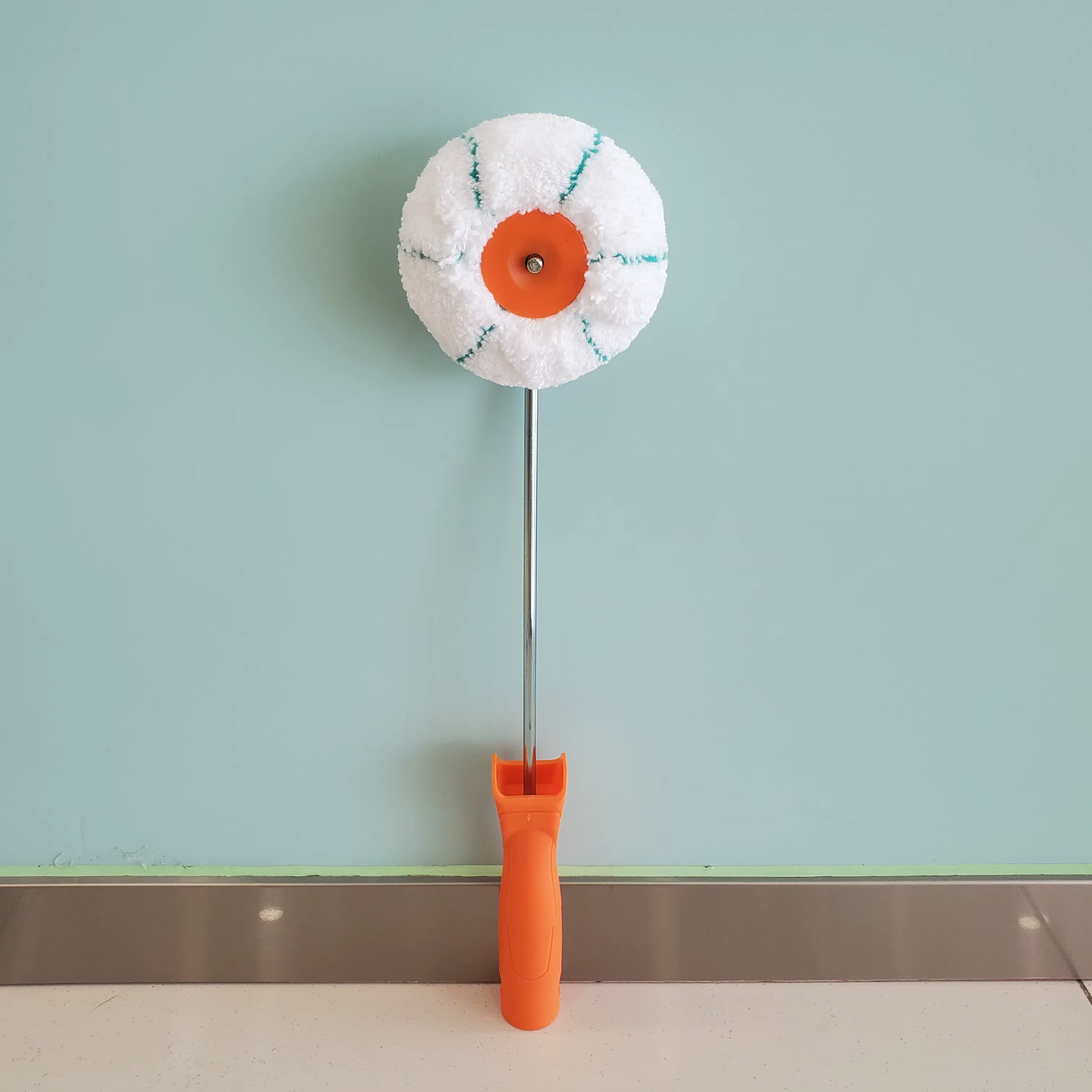 Rouleau de peinture d'angle en forme de citrouille avec 1 support et 2 rouleaux amovibles