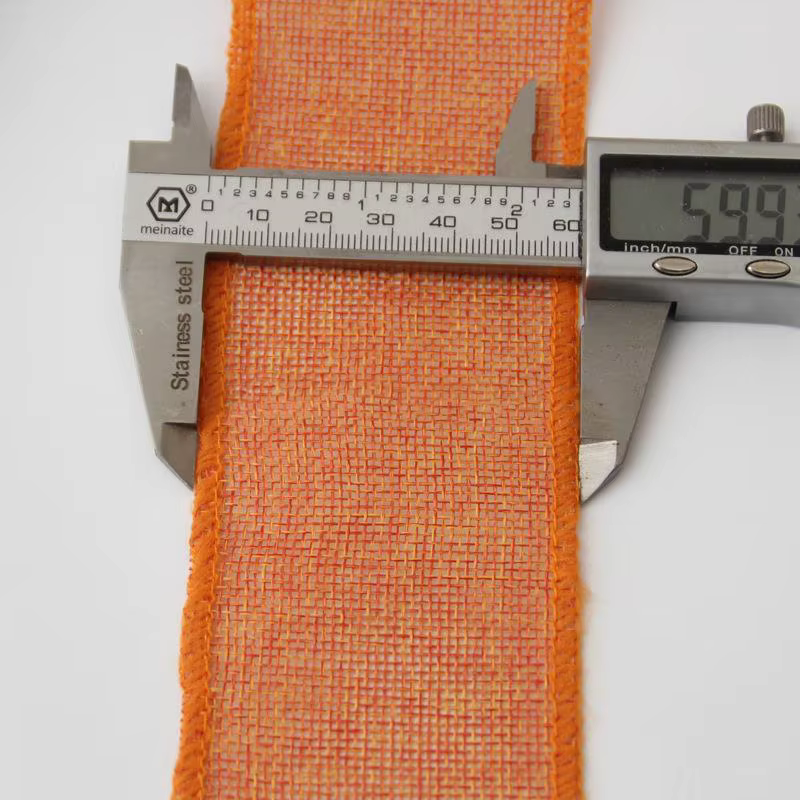 Rouleau de ruban en toile de Jute naturelle colorée