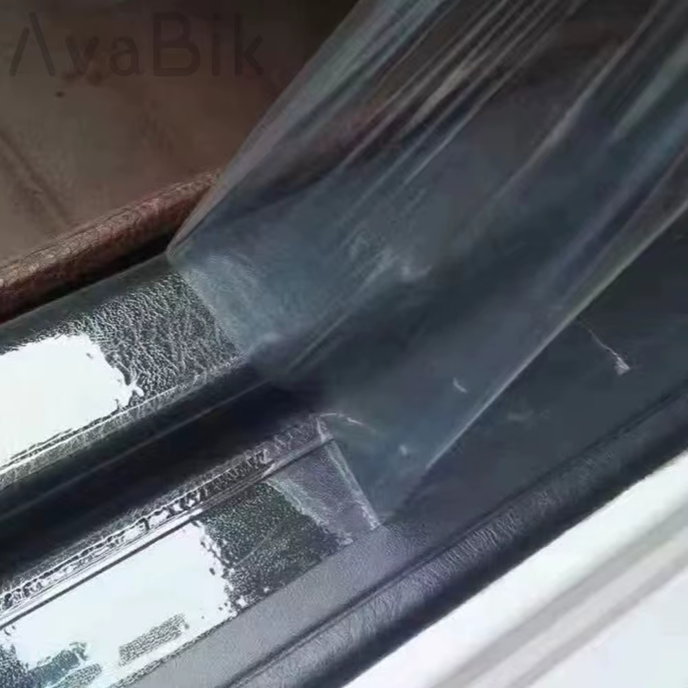 Film de protection en vinyle transparent pour voiture